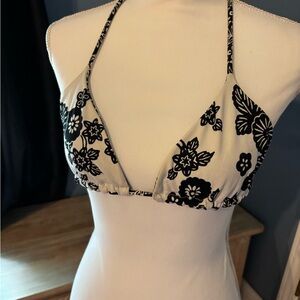 8 Bikini Tops Random Swimsuit Tops 8 different colors and styles. All 1 price